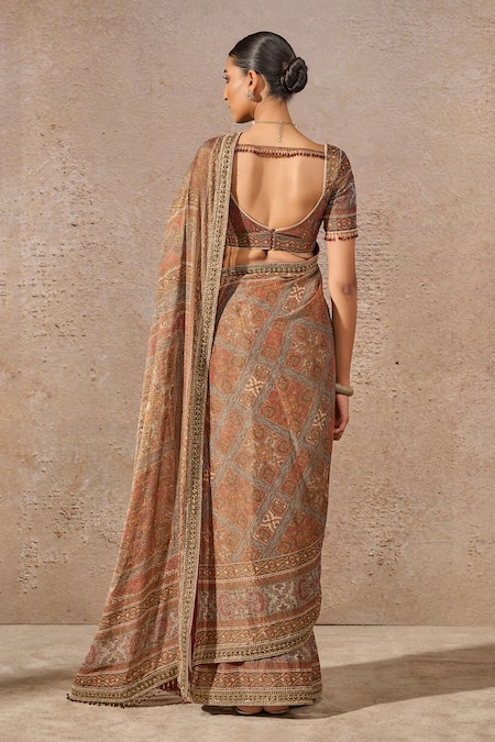 Tarun Tahiliani Abstract Print Multi Color Saree Set 