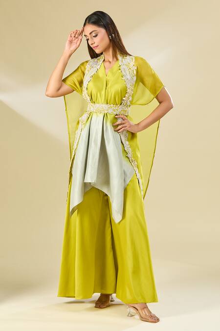 Prisho Green Floral, Paisley Cape Open, Kurta V Neck Ombre Set With Embroidered at Aza Fashions Prisho_Green Floral, Paisley Cape Open, Kurta V Neck Ombre Set With Embroidered _at_Aza_Fashions