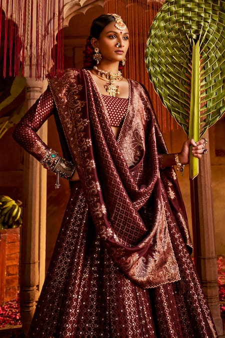 Buy_Safaa_Burgundy Velvet, Silk Gota Patti, Zari Scoop Neck Woven Lehenga Set _Online_at_Aza_Fashions