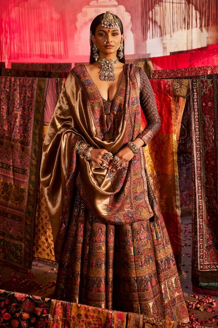 Safaa_Black Silk, Mohair Embroidery V-neck Palatial Woven Lehenga Set _Online_at_Aza_Fashions