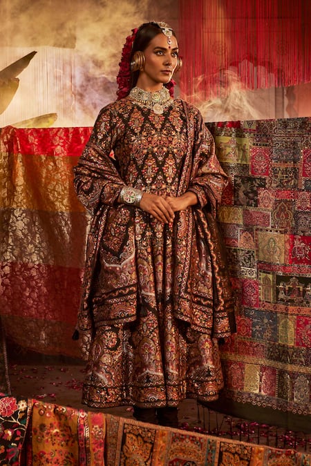 Shop Safaa Black Moonga Silk Floral Geometric Round The Mumtaz Woven Anarkali Set Online at Aza Fashions Shop_Safaa_Black Moonga Silk Floral Geometric Round The Mumtaz Woven Anarkali Set _Online_at_Aza_Fashions