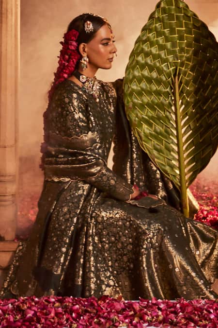 Safaa Green Velvet, Silk Embroidery Round Neck Bottle Woven Anarkali Set Online at Aza Fashions Safaa_Green Velvet, Silk Embroidery Round Neck Bottle Woven Anarkali Set _Online_at_Aza_Fashions