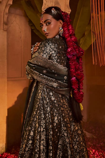 Shop Safaa Green Velvet, Silk Embroidery Round Neck Bottle Woven Anarkali Set at Aza Fashions Shop_Safaa_Green Velvet, Silk Embroidery Round Neck Bottle Woven Anarkali Set _at_Aza_Fashions