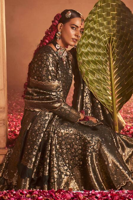 Safaa Green Velvet, Silk Embroidery Round Neck Bottle Woven Anarkali Set at Aza Fashions Safaa_Green Velvet, Silk Embroidery Round Neck Bottle Woven Anarkali Set _at_Aza_Fashions