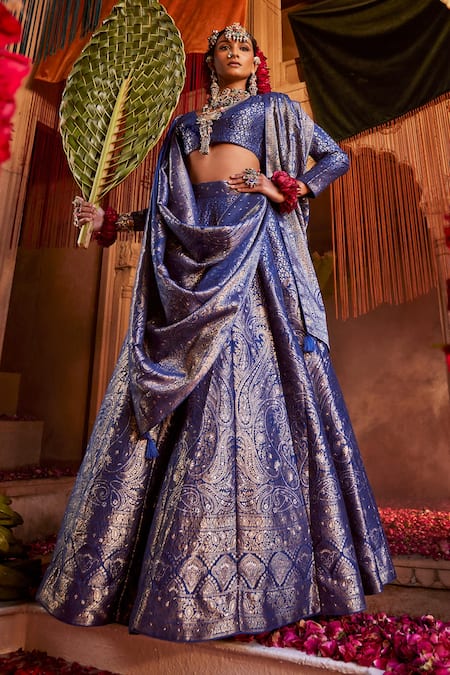 Buy Safaa Blue Vegan Silk Paisley, Bead, Zari Plunging The Nur Chashma Woven Anarkali Set Online at Aza Fashions Buy_Safaa_Blue Vegan Silk Paisley, Bead, Zari Plunging The Nur Chashma Woven Anarkali Set _Online_at_Aza_Fashions