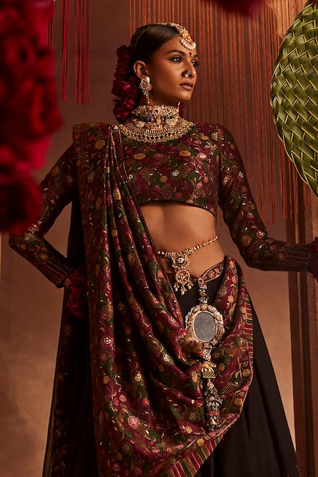 Safaa_Black Moonga Silk Floral Round The Qudsia Paisley Woven Lehenga Set _Online_at_Aza_Fashions