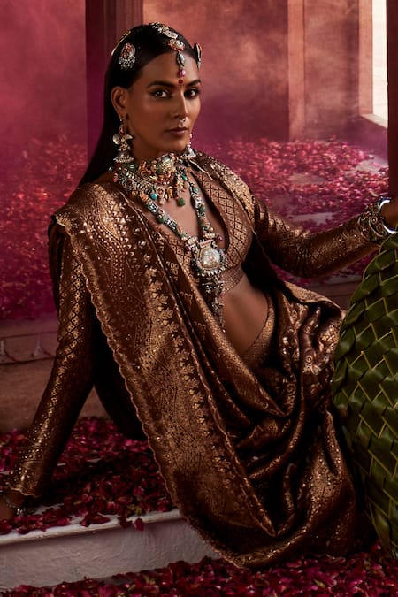 Safaa Brown Mohair, Silk V-neck Floral Paisley Woven Lehenga Set Online at Aza Fashions Safaa_Brown Mohair, Silk V-neck Floral Paisley Woven Lehenga Set _Online_at_Aza_Fashions