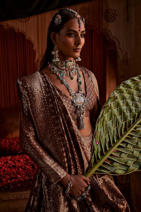 Buy Safaa Brown Mohair, Silk V-neck Floral Paisley Woven Lehenga Set Buy_Safaa_Brown Mohair, Silk V-neck Floral Paisley Woven Lehenga Set