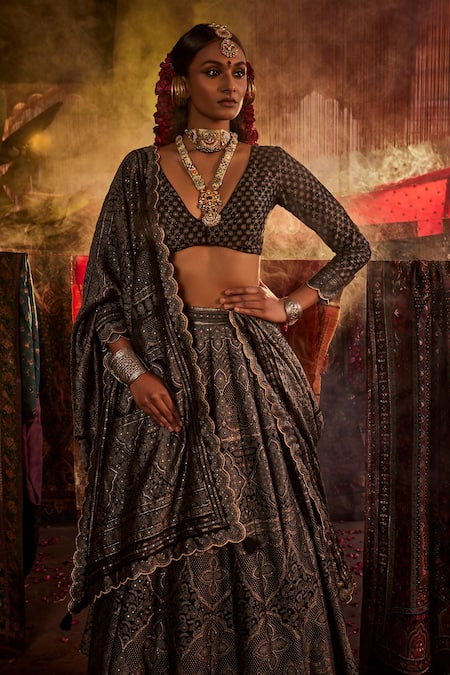 Shop Safaa Black Vegan Silk Floral Palatial Plunging V The Soneri Mahal Woven Lehenga Set Online at Aza Fashions Shop_Safaa_Black Vegan Silk Floral Palatial Plunging V The Soneri Mahal Woven Lehenga Set _Online_at_Aza_Fashions