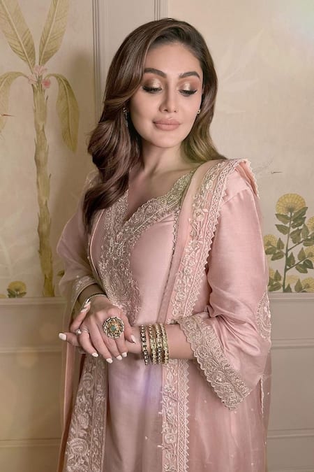 Sheetal Batra_Pink Chanderi , Organza Embroidery Floral Kashmiri Tilla Kurta Set _Online_at_Aza_Fashions