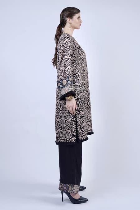 Buy_Neha & Tarun_Black Lining Shantoon, Satin Georgette Thread And Embroidered Kurta Palazzo Set _Online_at_Aza_Fashions