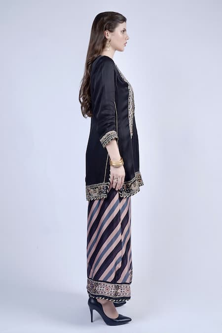 Shop Neha & Tarun Black Lining Shantoon, Bemberg And Satin Floral Embroidered Kurta Palazzo Set Online at Aza Fashions Shop_Neha & Tarun_Black Lining Shantoon, Bemberg And Satin Floral Embroidered Kurta Palazzo Set _Online_at_Aza_Fashions