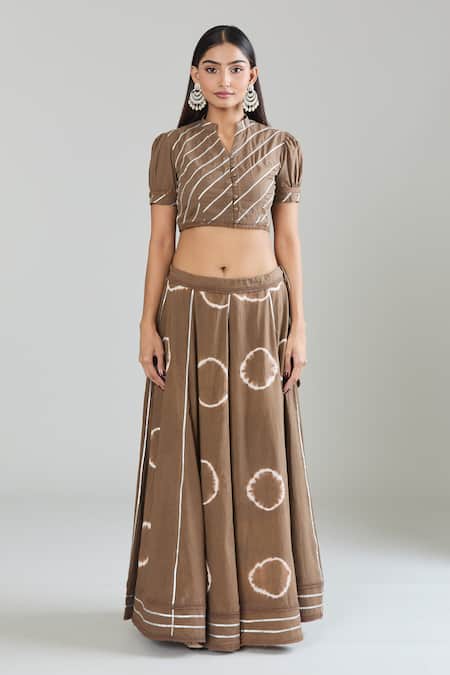 Samyukta Singhania_Brown Cotton Lace Mandarin Collar Embroidered Tie-dye Flared Lehenga Set_Online_at_Aza_Fashions