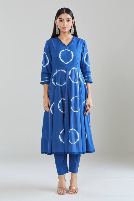Buy Naintara Bajaj Blue Cotton Lace V-neck Tie-dye Anarkali Pant Set Online at Aza Fashions Buy_Naintara Bajaj_Blue Cotton Lace V-neck Tie-dye Anarkali Pant Set _Online_at_Aza_Fashions