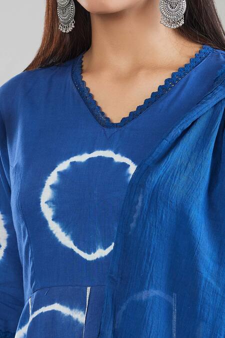 Shop Naintara Bajaj Blue Cotton Lace V-neck Tie-dye Anarkali Pant Set Online at Aza Fashions Shop_Naintara Bajaj_Blue Cotton Lace V-neck Tie-dye Anarkali Pant Set _Online_at_Aza_Fashions