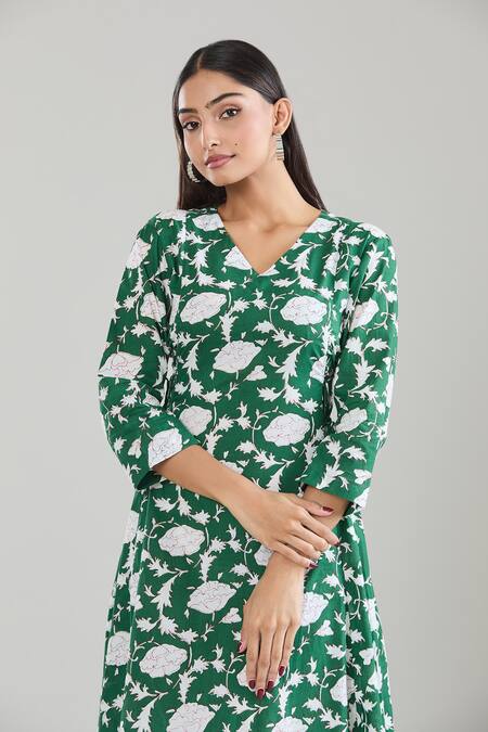 Buy_Samyukta Singhania_Green Cotton V-neck Floral Hand Block Printed Midi Dress_Online_at_Aza_Fashions