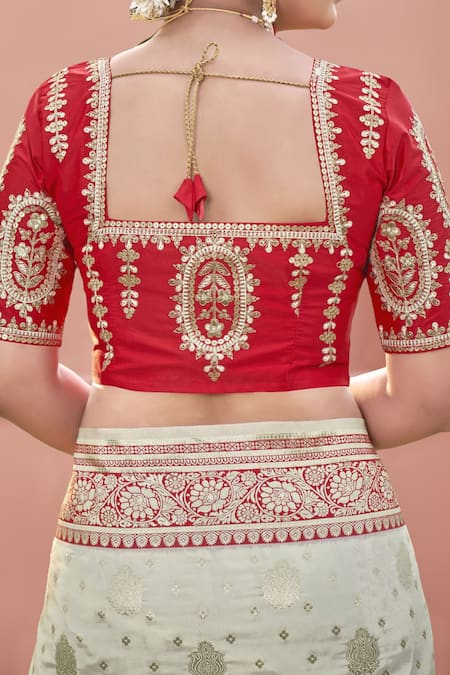 Buy Naintara Bajaj Red Denim, Silk Embroidery Round Neck Floral Woven Banarasi Saree Set Buy_Naintara Bajaj_Red Denim, Silk Embroidery Round Neck Floral Woven Banarasi Saree Set