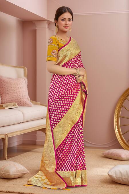 Buy_Naintara Bajaj_Pink Georgette, Silk Embroidery, Sequins Round Neck Floral Woven Saree And Blouse _Online_at_Aza_Fashions