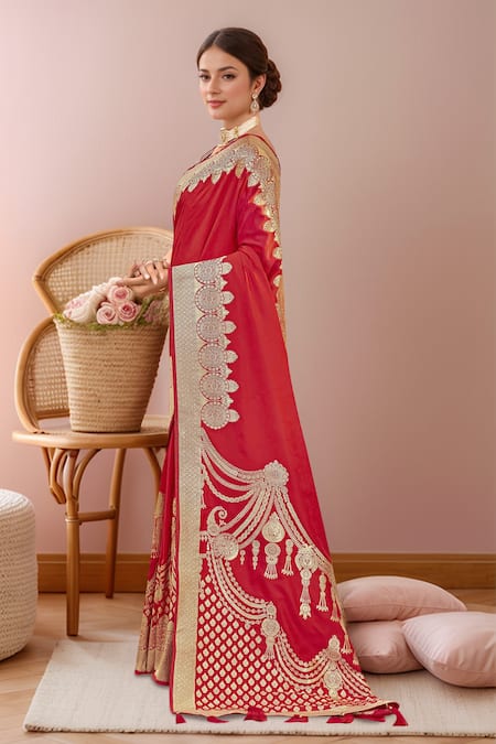 Naintara Bajaj_Red Georgette, Silk Embroidery, Sequins Floral Paisley Woven Banarasi Saree _Online_at_Aza_Fashions