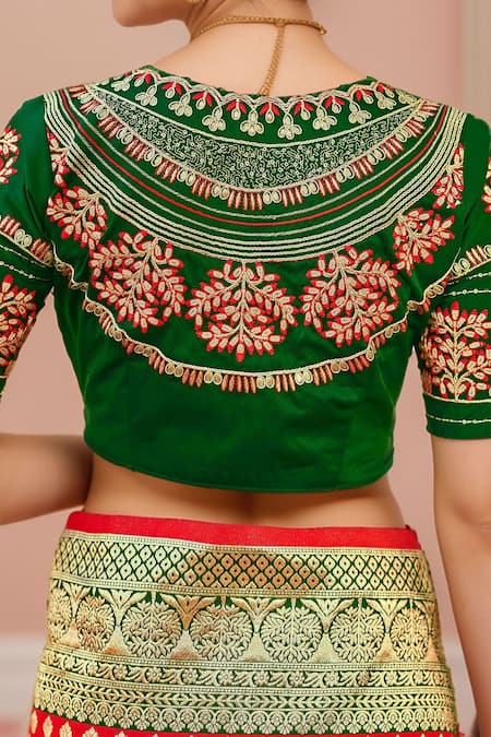 Buy_Naintara Bajaj_Red Georgette, Silk Embroidery, Sequins Round Floral Woven Banarasi Saree Set 