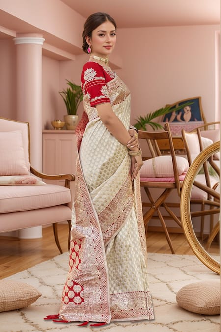 Buy Naintara Bajaj White Georgette, Silk Embroidery, Sequins Round Floral Woven Saree With Blouse Online at Aza Fashions Buy_Naintara Bajaj_White Georgette, Silk Embroidery, Sequins Round Floral Woven Saree With Blouse _Online_at_Aza_Fashions
