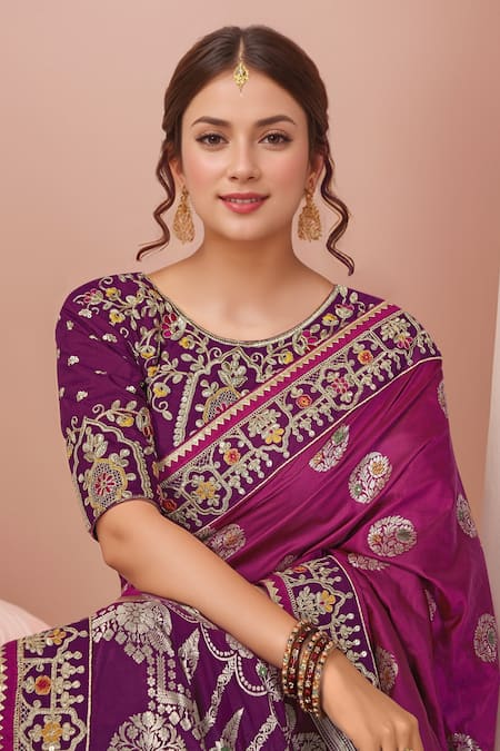 Buy_Naintara Bajaj_Pink Georgette, Silk Sequins, Zari, Embroidery Open Floral Bloom Woven Saree Set _Online_at_Aza_Fashions