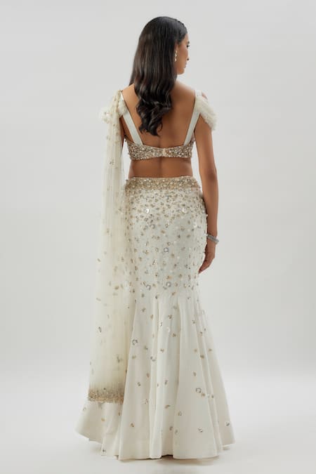 Divya Kanakia Venus Sequin Gradient Embroidered Fish-Cut Lehenga Set 