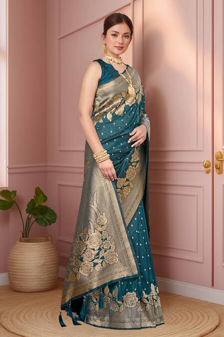 Buy Naintara Bajaj Green Silk Embroidery, Zari V-neck Floral Vine Woven Saree And Blouse Set Online at Aza Fashions Buy_Naintara Bajaj_Green Silk Embroidery, Zari V-neck Floral Vine Woven Saree And Blouse Set _Online_at_Aza_Fashions