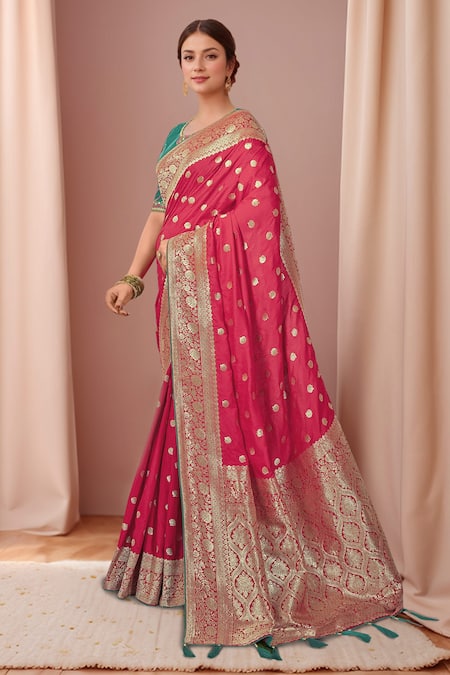 Naintara Bajaj_Pink Georgette, Silk Embroidery V-neck Bloom Woven Saree Set With Blouse_at_Aza_Fashions