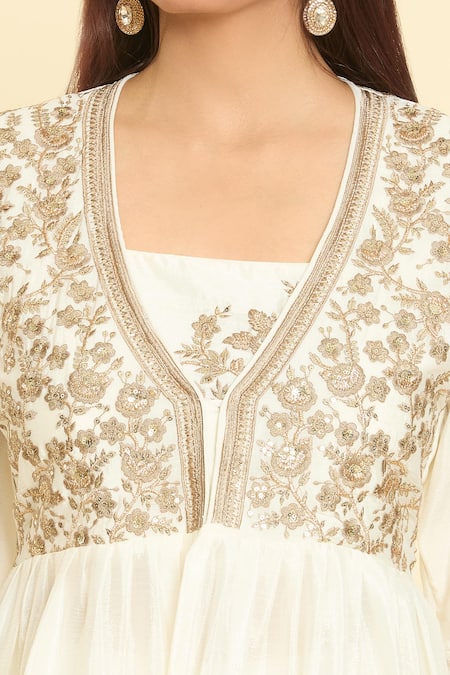 Shop Naintara Bajaj Off White Chinon, Lining Shantoon Sequin, Thread Floral Embroidered Skirt Set Online at Aza Fashions Shop_Naintara Bajaj_Off White Chinon, Lining Shantoon Sequin, Thread Floral Embroidered Skirt Set _Online_at_Aza_Fashions