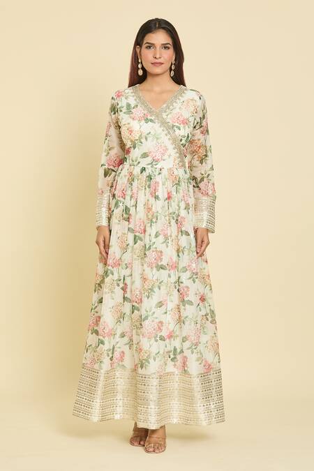 Samyukta Singhania_Cream Lining Shantoon, Organza Silk Floral, Sequin, Zari Print Anarkali Set _at_Aza_Fashions