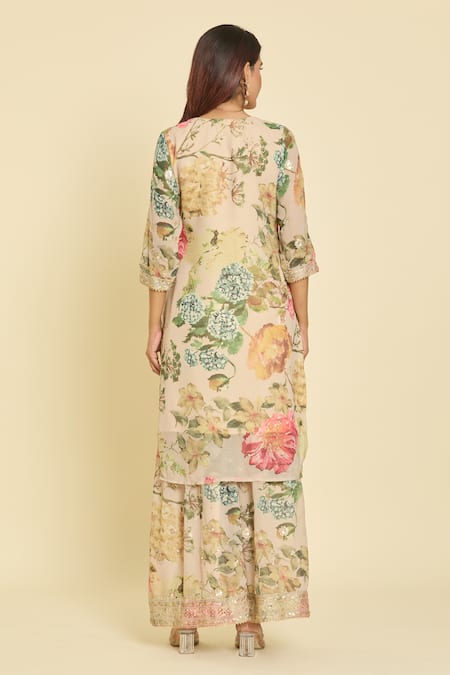 Samyukta Singhania Flower Print Kurta Set 