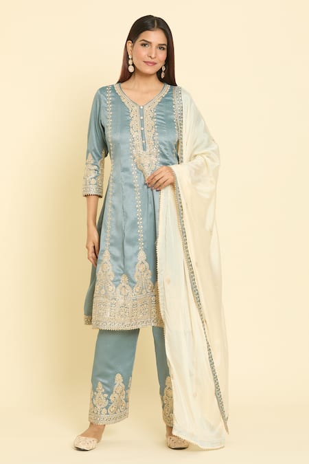Shop_Samyukta Singhania_Gray Organza, Silk, Chiffon Sequins, Embroidery V-neck Mirror Grey Kurta Set _Online_at_Aza_Fashions