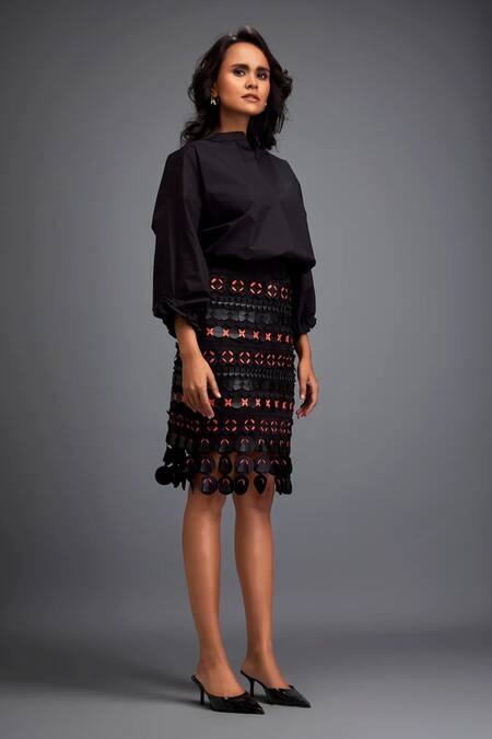 Deepika Arora_Black Polyester Applique Geometric Embroidered Skirt _Online_at_Aza_Fashions