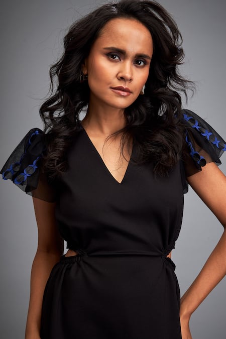 Deepika Arora_Black Pashmina Applique V-neck Geometric Embroidered Dress _at_Aza_Fashions