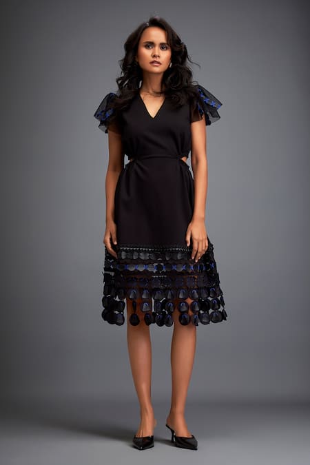 Buy_Deepika Arora_Black Pashmina Applique V-neck Geometric Embroidered Dress 