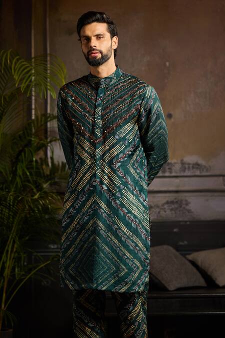 Diyarajvvir Green Dola Silk, Lining Mul Chevron, Cutdana, Mirror Print Kurta And Pant Set Online at Aza Fashions Diyarajvvir_Green Dola Silk, Lining Mul Chevron, Cutdana, Mirror Print Kurta And Pant Set _Online_at_Aza_Fashions