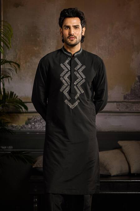 Buy Diyarajvvir Black Cotton, Silk Zari Thread Embroidered Kurta Set Online at Aza Fashions Buy_Diyarajvvir_Black Cotton, Silk Zari Thread Embroidered Kurta Set _Online_at_Aza_Fashions