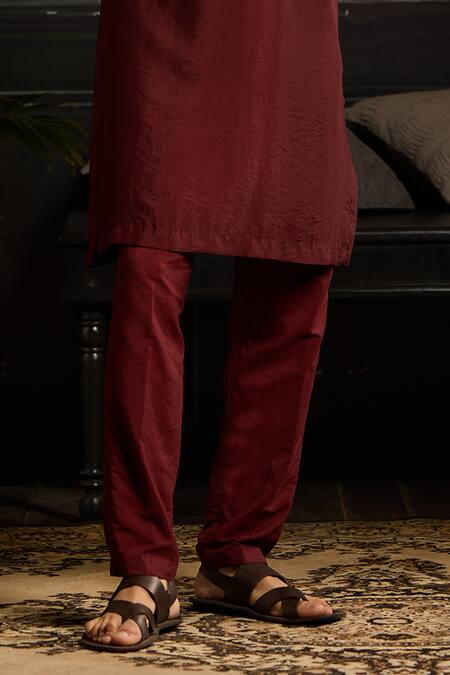 Buy Diyarajvvir Maroon Cotton Silk Cutdana, Triangular Embroidered Pattern Kurta With Pant Online at Aza Fashions Buy_Diyarajvvir_Maroon Cotton Silk Cutdana, Triangular Embroidered Pattern Kurta With Pant _Online_at_Aza_Fashions