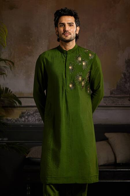 Diyarajvvir Green Cotton, Silk Metallic Thread, Beads Sunburst Embroidered Kurta Set Online at Aza Fashions Diyarajvvir_Green Cotton, Silk Metallic Thread, Beads Sunburst Embroidered Kurta Set _Online_at_Aza_Fashions