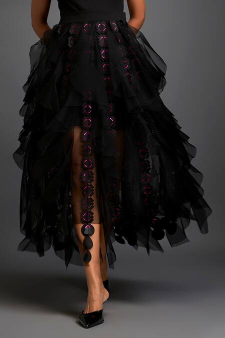 Deepika Arora Black Net Applique Tiered Tulle Skirt With Online at Aza Fashions Deepika Arora_Black Net Applique Tiered Tulle Skirt With _Online_at_Aza_Fashions