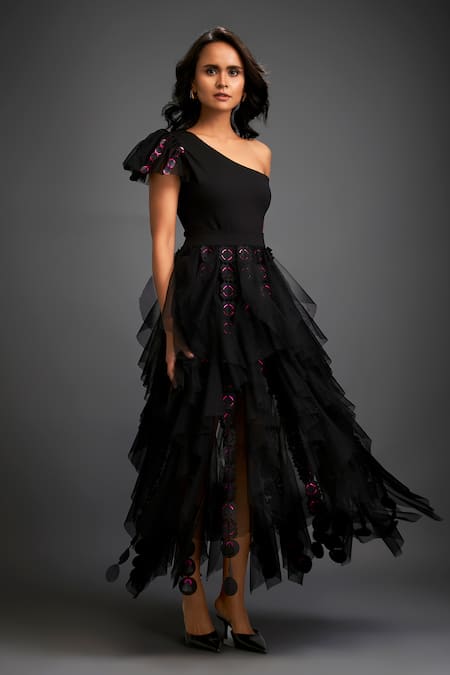 Deepika Arora Black Net Applique Tiered Tulle Skirt With at Aza Fashions Deepika Arora_Black Net Applique Tiered Tulle Skirt With _at_Aza_Fashions