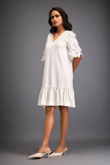 Deepika Arora White Pashmina Applique V-neck Floral Leaf Ruffle Dress Online at Aza Fashions Deepika Arora_White Pashmina Applique V-neck Floral Leaf Ruffle Dress _Online_at_Aza_Fashions