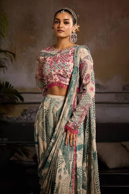 Diyarajvvir Beige Tulle, Crepe, Georgette Embroidery, Floral Jaal Print Pre-draped Saree Set Online at Aza Fashions Diyarajvvir_Beige Tulle, Crepe, Georgette Embroidery, Floral Jaal Print Pre-draped Saree Set _Online_at_Aza_Fashions