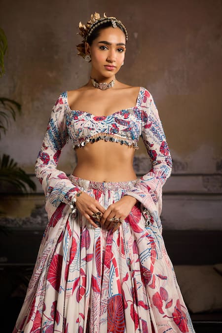 Diyarajvvir White Organza, Tulle, Crepe, Lining Shantoon Leaf Print Gathered Lehenga Set Online at Aza Fashions Diyarajvvir_White Organza, Tulle, Crepe, Lining Shantoon Leaf Print Gathered Lehenga Set _Online_at_Aza_Fashions