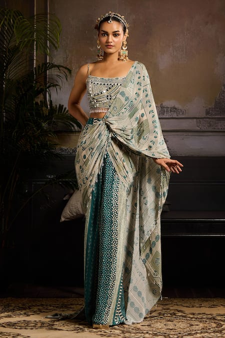 DiyaRajvvir Geometric Bloom Print Pre-Draped Saree With Blouse 