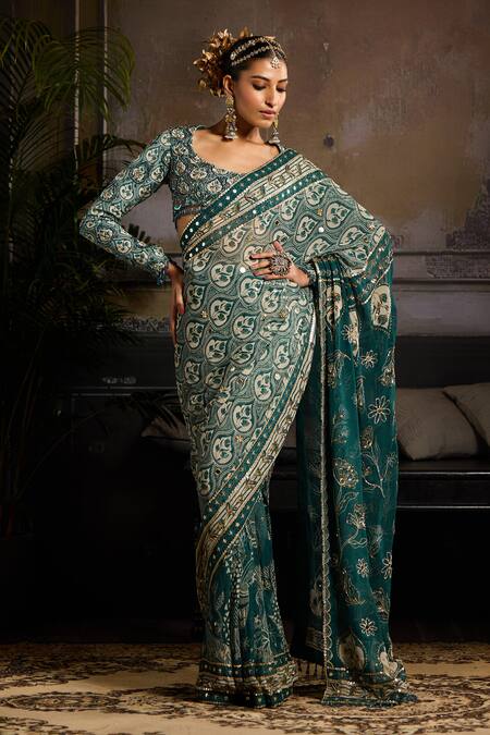 Buy Diyarajvvir Green Georgette, Tulle, Satin, Lycra, Crepe Gulbahar Print Pre-draped Saree Set Online at Aza Fashions Buy_Diyarajvvir_Green Georgette, Tulle, Satin, Lycra, Crepe Gulbahar Print Pre-draped Saree Set _Online_at_Aza_Fashions