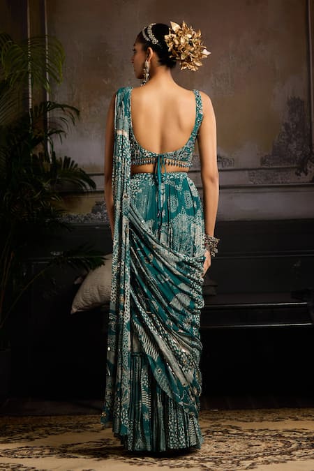 Shop Diyarajvvir Green Crepe, Georgette, Linen Teal Abstract Jaal Pre-draped Saree Set at Aza Fashions Shop_Diyarajvvir_Green Crepe, Georgette, Linen Teal Abstract Jaal Pre-draped Saree Set _at_Aza_Fashions