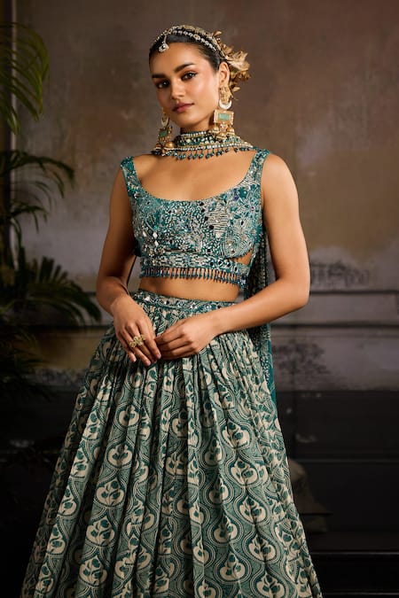 Diyarajvvir Green Organza, Crepe, Lining Shantoon Crest Bloom Round Neck Print Lehenga Set Online at Aza Fashions Diyarajvvir_Green Organza, Crepe, Lining Shantoon Crest Bloom Round Neck Print Lehenga Set _Online_at_Aza_Fashions