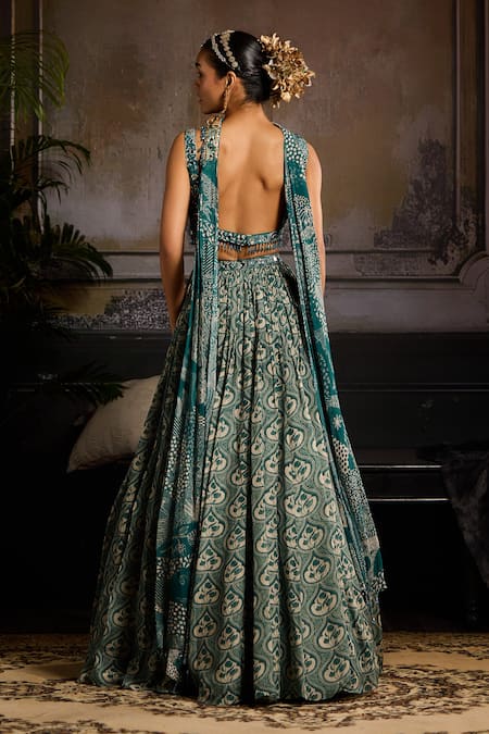 Shop Diyarajvvir Green Organza, Crepe, Lining Shantoon Crest Bloom Round Neck Print Lehenga Set at Aza Fashions Shop_Diyarajvvir_Green Organza, Crepe, Lining Shantoon Crest Bloom Round Neck Print Lehenga Set _at_Aza_Fashions
